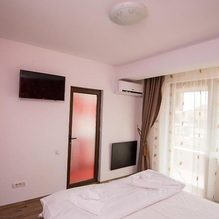 Florencia Studios Köstence Dış mekan fotoğraf