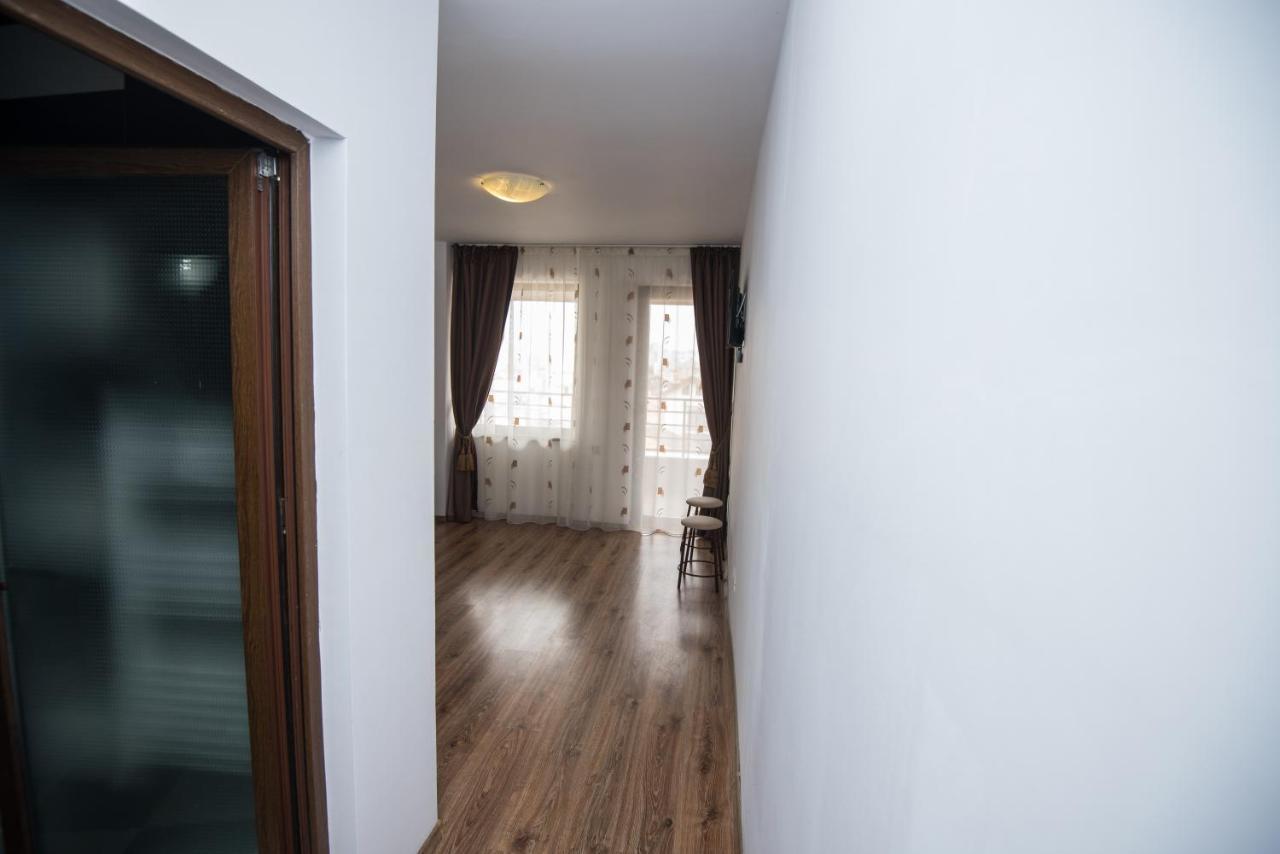 Florencia Studios Köstence Dış mekan fotoğraf