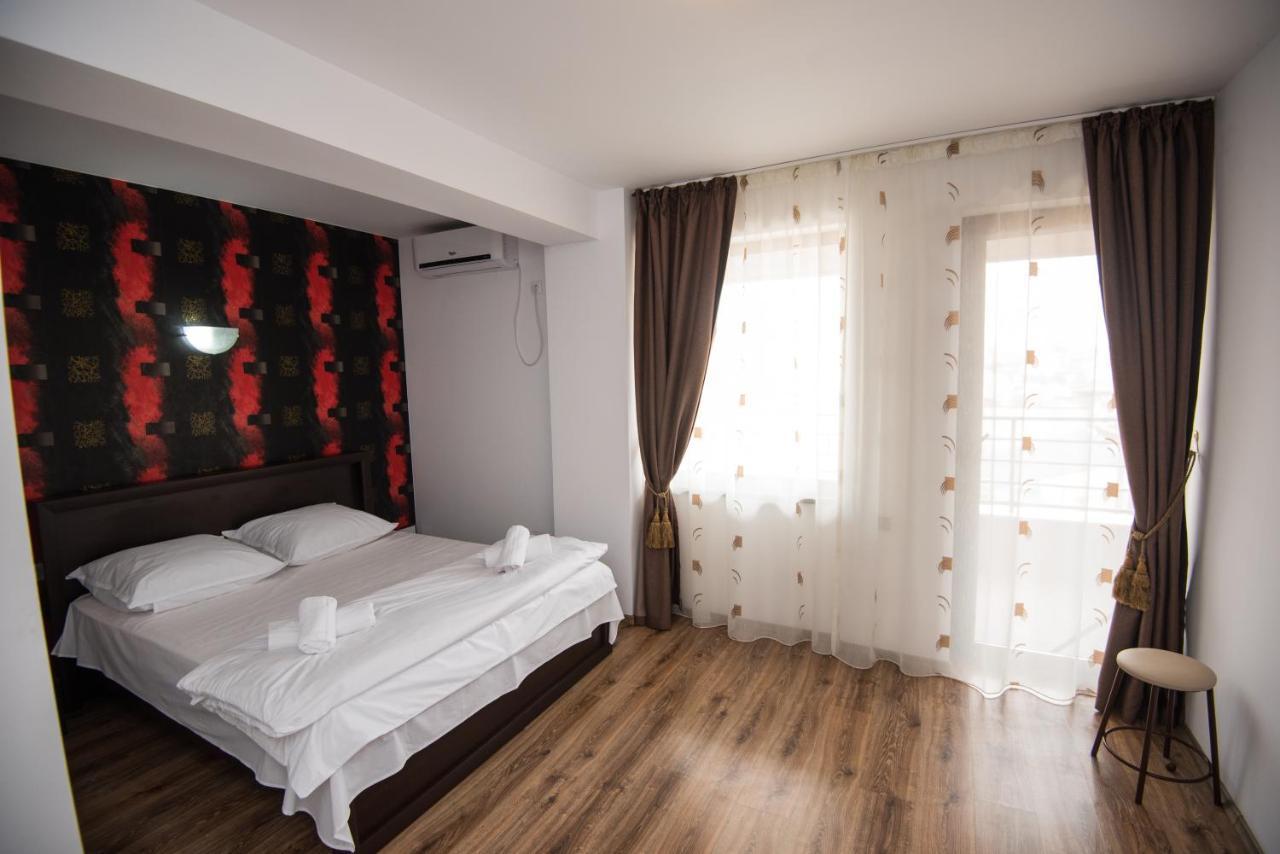 Florencia Studios Köstence Dış mekan fotoğraf